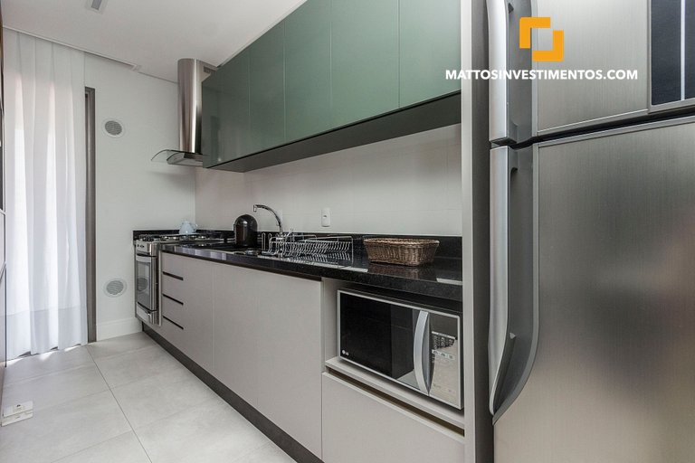 apartamento em Bombinhas com piscina e academia