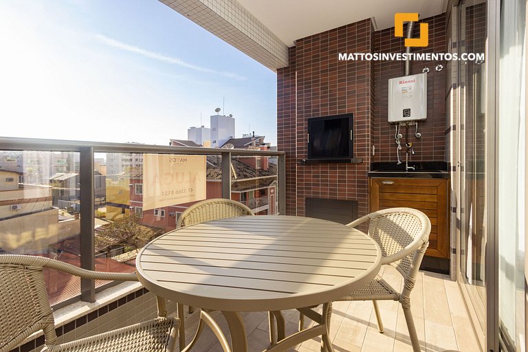 apartamento em Bombinhas com piscina e academia