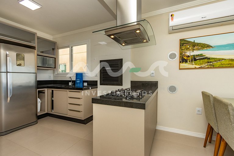Yasmin 101 – Lindo Apartamento com Vista Panorâmica para o M