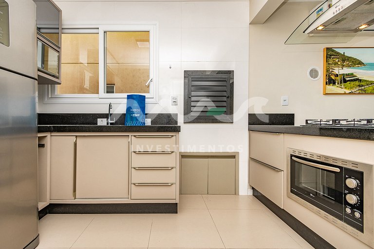 Yasmin 101 – Lindo Apartamento com Vista Panorâmica para o M
