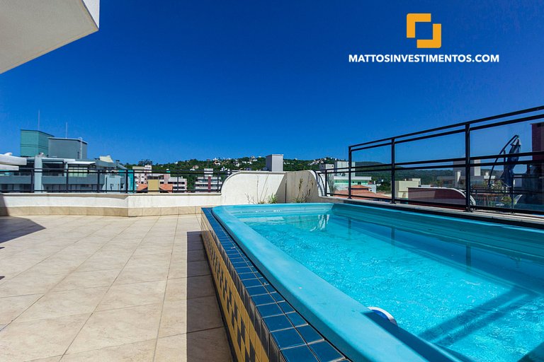Apartamento com piscina privativa em Bombas