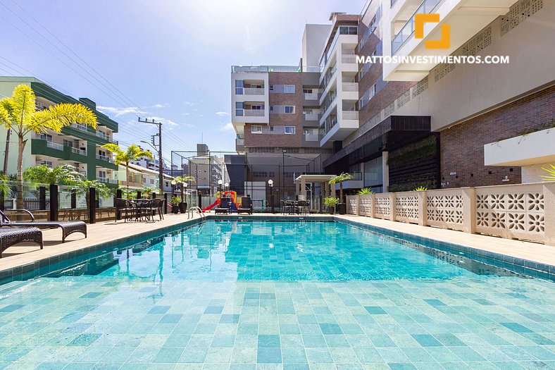 Apartamento em Bombas com piscina e jacuzzi